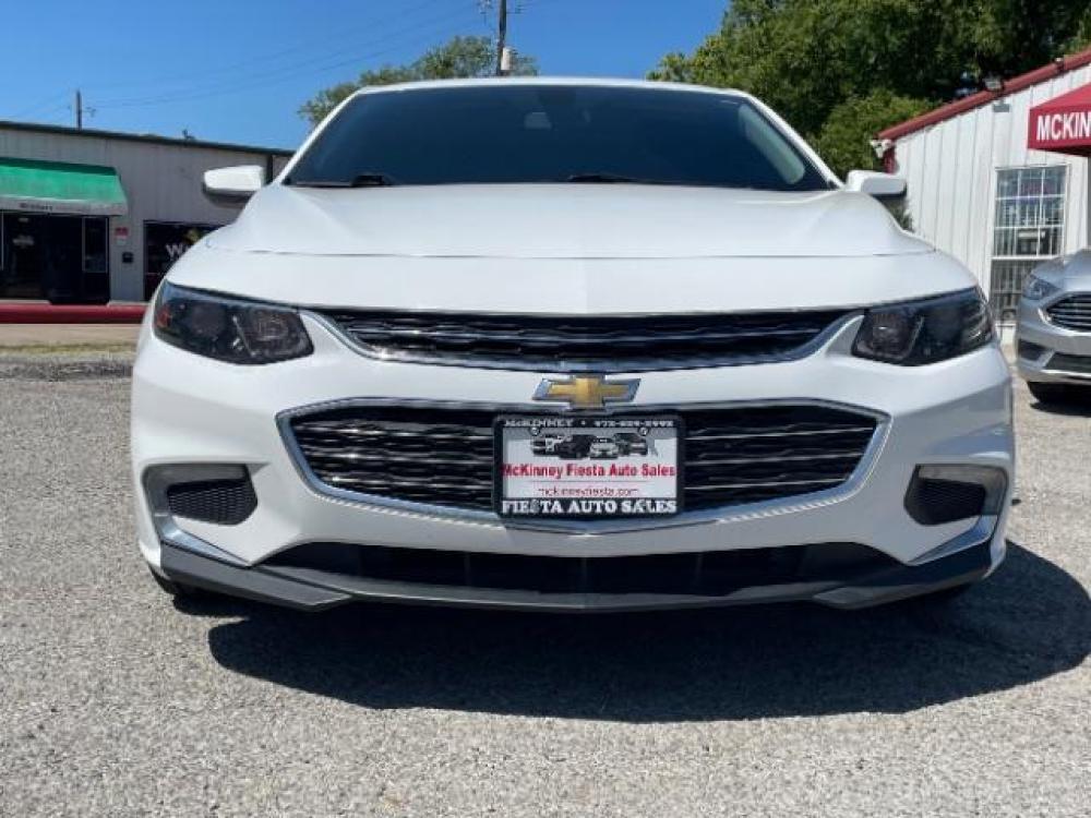 2018 White /black cloth Chevrolet Malibu LT (1G1ZD5ST7JF) with an 1.5L L4 DOHC 16V engine, 6-Speed Automatic transmission, located at 900 South McDonald Street, McKinney, TX, 75069, (972) 529-2992, 33.189335, -96.613403 - Back up Camera, Power Seats - Photo #9
