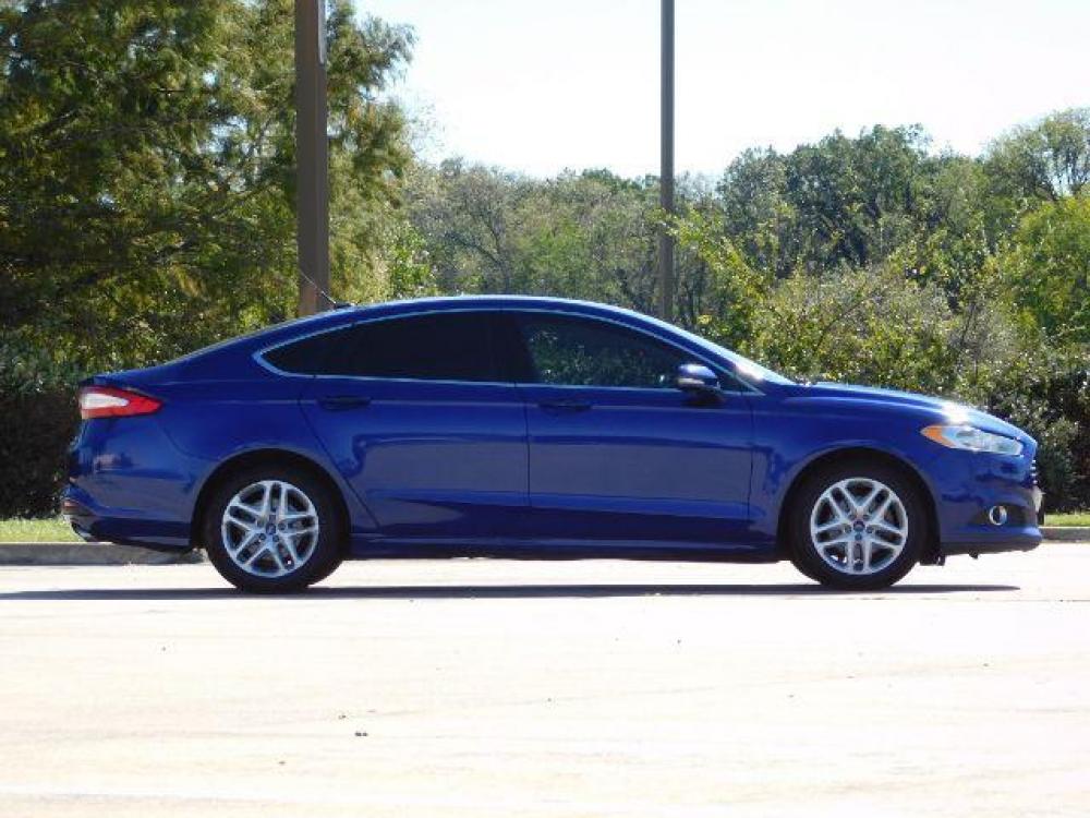 2016 Blue /Dune, leather Ford Fusion SE (3FA6P0HD1GR) with an 1.5L L4 DOHC 16V engine, 6-Speed Automatic transmission, located at 900 South McDonald Street, McKinney, TX, 75069, (972) 529-2992, 33.189335, -96.613403 - Photo #9