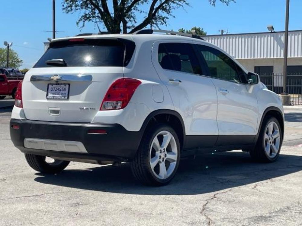 2015 Summit White /Jet Black/Light Tita Chevrolet Trax LTZ FWD (KL7CJNSB4FB) with an 1.4L L4 DOHC 16V engine, 6-Speed Automatic transmission, located at 900 South McDonald Street, McKinney, TX, 75069, (972) 529-2992, 33.189335, -96.613403 - Back up camera, Back up sensors, Sunroof, Power seat, Blue tooth stereo, Power seat - Photo #6