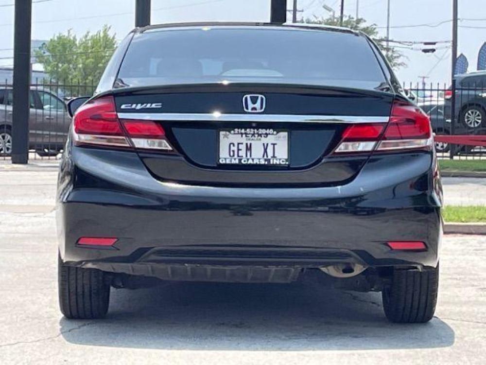 2015 Crystal Black Pearl /Gray, cloth Honda Civic EX Sedan CVT (19XFB2F83FE) with an 1.8L L4 SOHC 16V engine, Continuously Variable Transmission transmission, located at 900 South McDonald Street, McKinney, TX, 75069, (972) 529-2992, 33.189335, -96.613403 - Back up camera, CD player - Photo #5