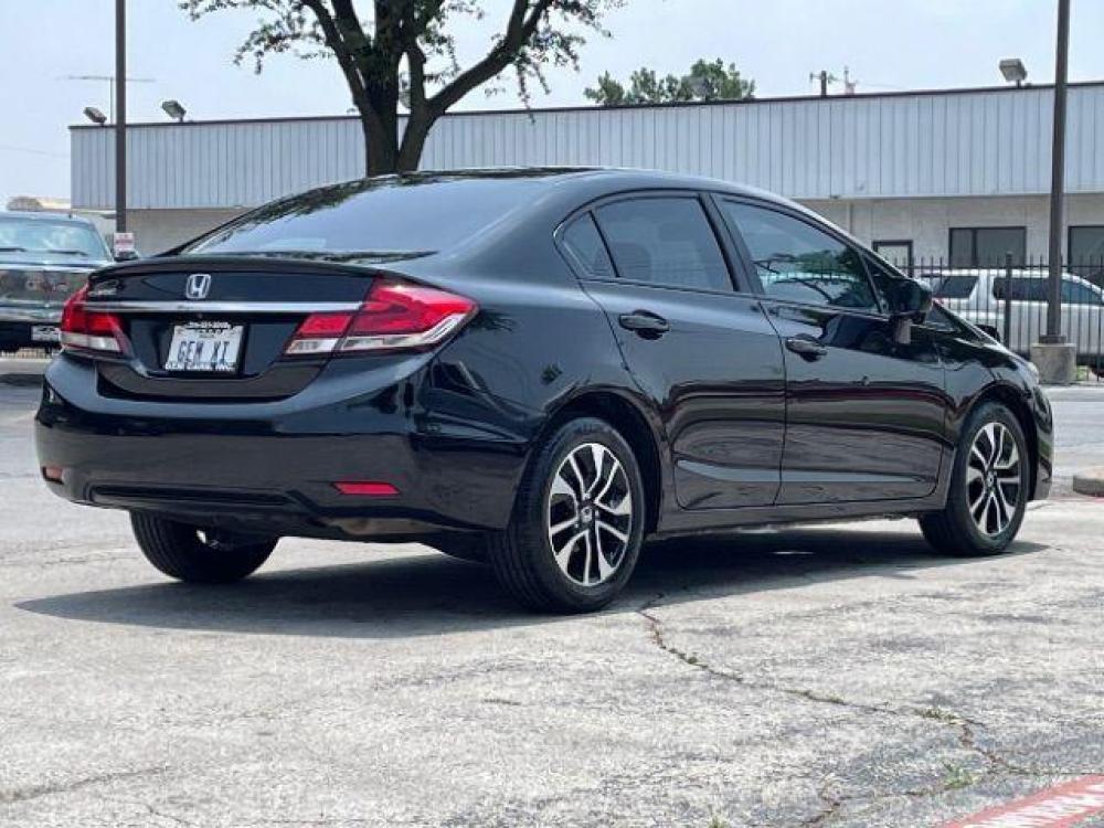 2015 Crystal Black Pearl /Gray, cloth Honda Civic EX Sedan CVT (19XFB2F83FE) with an 1.8L L4 SOHC 16V engine, Continuously Variable Transmission transmission, located at 900 South McDonald Street, McKinney, TX, 75069, (972) 529-2992, 33.189335, -96.613403 - Back up camera, CD player - Photo #6