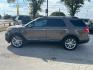 2015 Magnetic Metallic /Charcoal Black, premium cloth Ford Explorer XLT FWD (1FM5K7D8XFG) with an 3.5L V6 DOHC 24V engine, 6-Speed Automatic transmission, located at 900 South McDonald Street, McKinney, TX, 75069, (972) 529-2992, 33.189335, -96.613403 - Photo#3