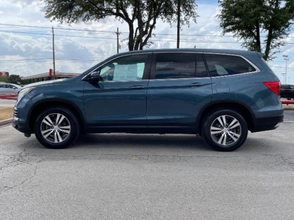 2016 Blue /Gray, leather Honda Pilot EXL 2WD (5FNYF5H88GB) with an 3.5L V6 SOHC 24V engine, 6-Speed Automatic transmission, located at 900 South McDonald Street, McKinney, TX, 75069, (972) 529-2992, 33.189335, -96.613403 - Photo #3