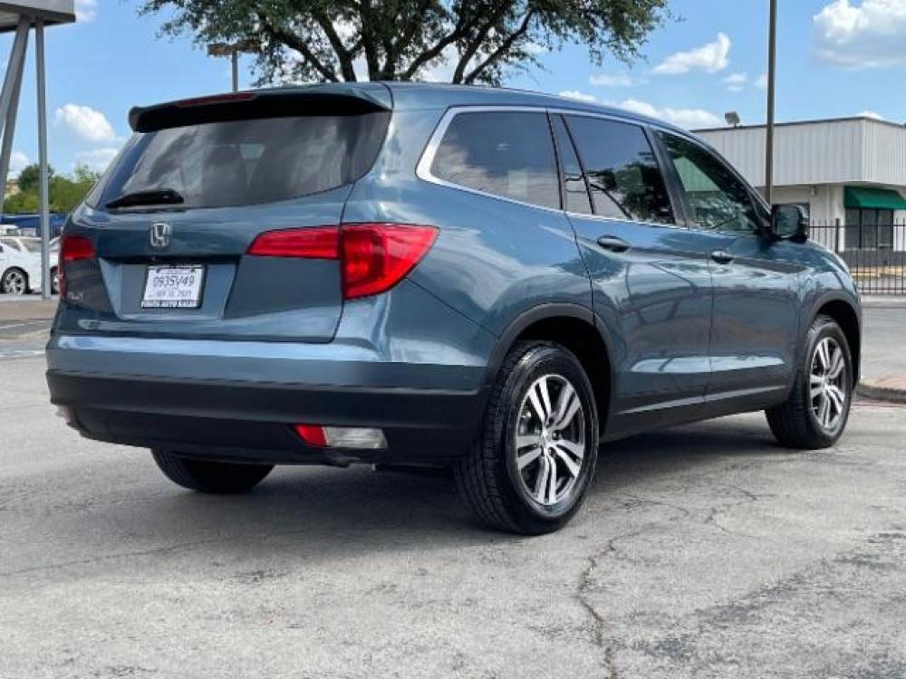 2016 Blue /Gray, leather Honda Pilot EXL 2WD (5FNYF5H88GB) with an 3.5L V6 SOHC 24V engine, 6-Speed Automatic transmission, located at 900 South McDonald Street, McKinney, TX, 75069, (972) 529-2992, 33.189335, -96.613403 - Photo #6