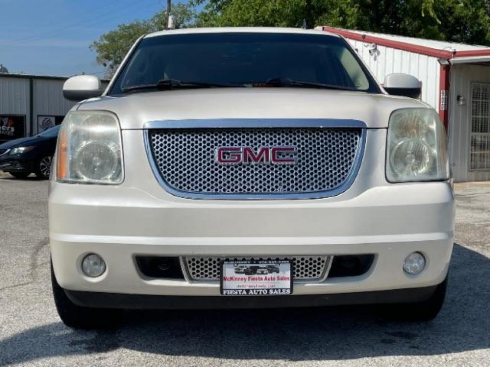 2013 Summit White /Cocoa/Light Cashmere Leather Interior GMC Yukon Denali XL 2WD (1GKS1MEF5DR) with an 6.2L V8 OHV 16V engine, 6-Speed Automatic transmission, located at 900 South McDonald Street, McKinney, TX, 75069, (972) 529-2992, 33.189335, -96.613403 - Back up camera, Back up sensors, Third row seating, Captain''''''''s chairs, Running boards, Heated Seats, Cooled seats, DVD player, Power seats, Sunroof, CD player, Power liftgate - Photo #0