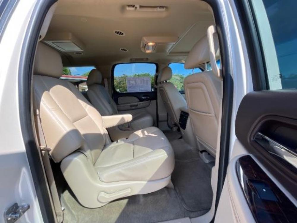 2013 Summit White /Cocoa/Light Cashmere Leather Interior GMC Yukon Denali XL 2WD (1GKS1MEF5DR) with an 6.2L V8 OHV 16V engine, 6-Speed Automatic transmission, located at 900 South McDonald Street, McKinney, TX, 75069, (972) 529-2992, 33.189335, -96.613403 - Back up camera, Back up sensors, Third row seating, Captain''''''''s chairs, Running boards, Heated Seats, Cooled seats, DVD player, Power seats, Sunroof, CD player, Power liftgate - Photo #7