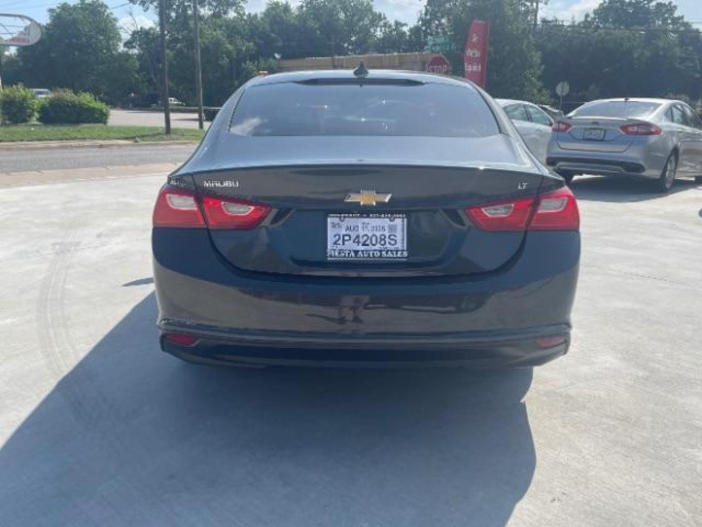 2018 Nightfall Gray Metal /Jet Black, leather Chevrolet Malibu LT (1G1ZD5ST6JF) with an 1.5L L4 DOHC 16V engine, 6-Speed Automatic transmission, located at 900 South McDonald Street, McKinney, TX, 75069, (972) 529-2992, 33.189335, -96.613403 - Photo#7