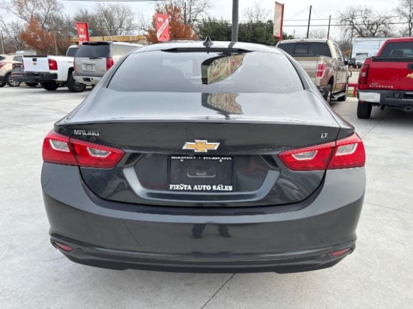 2018 Nightfall Gray Metal /Jet Black, leather Chevrolet Malibu LT (1G1ZD5ST6JF) with an 1.5L L4 DOHC 16V engine, 6-Speed Automatic transmission, located at 900 South McDonald Street, McKinney, TX, 75069, (972) 529-2992, 33.189335, -96.613403 - Photo#5