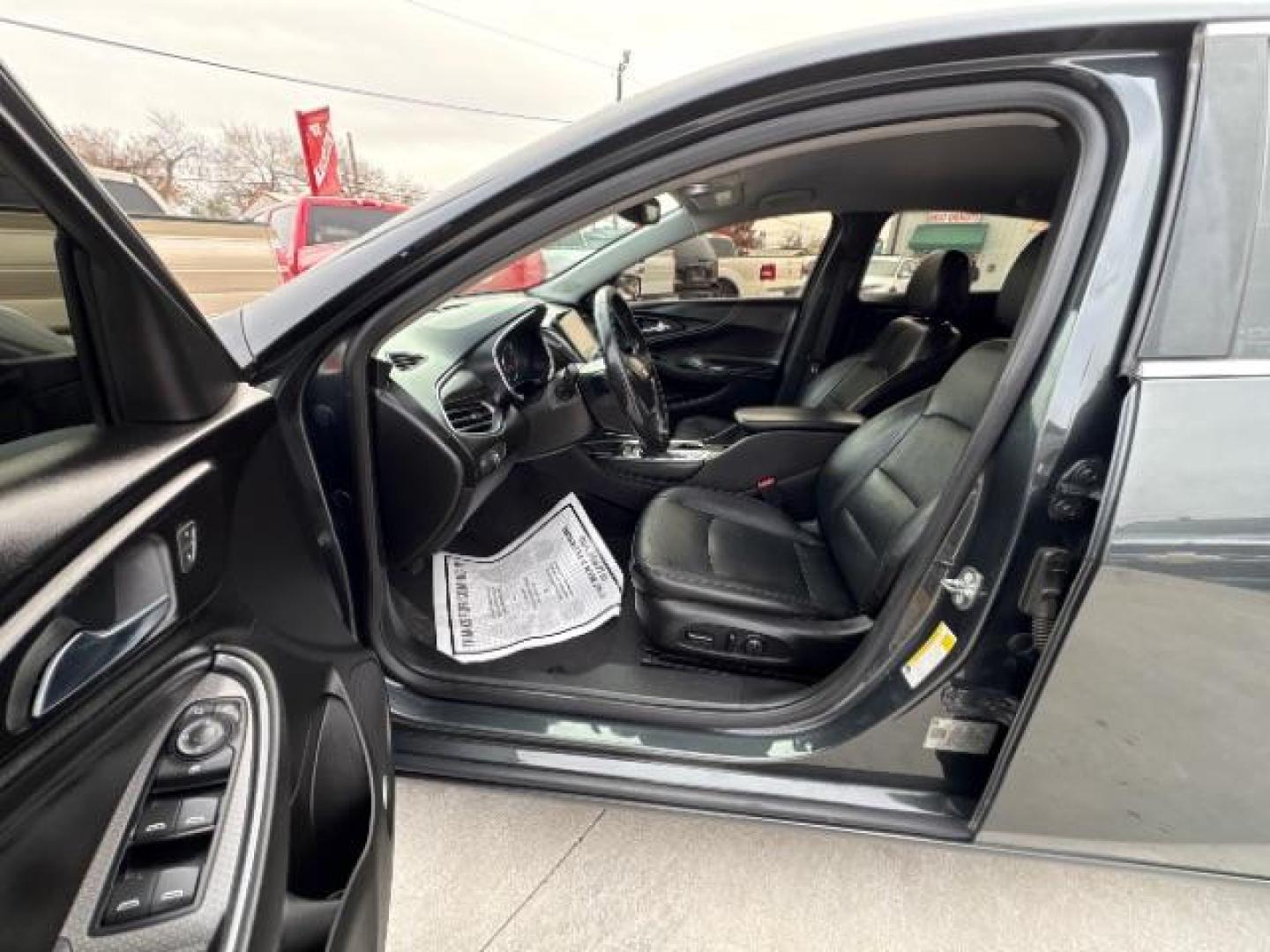 2018 Nightfall Gray Metal /Jet Black, leather Chevrolet Malibu LT (1G1ZD5ST6JF) with an 1.5L L4 DOHC 16V engine, 6-Speed Automatic transmission, located at 900 South McDonald Street, McKinney, TX, 75069, (972) 529-2992, 33.189335, -96.613403 - Photo#11