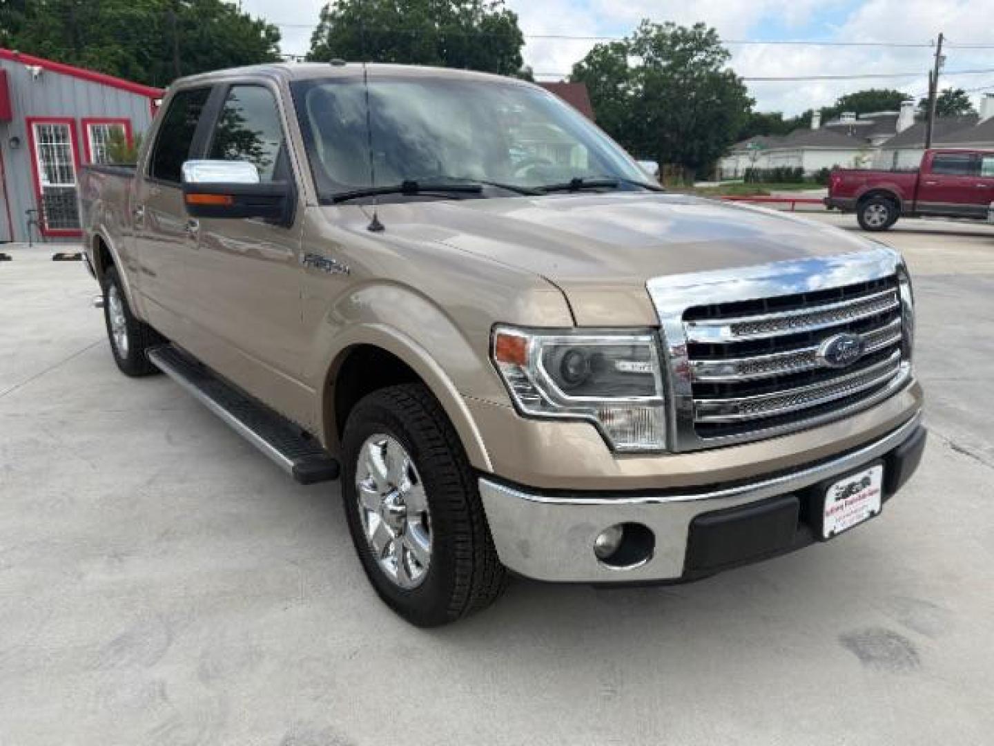 2013 Ford F-150 Lariat SuperCrew 145-in's photo