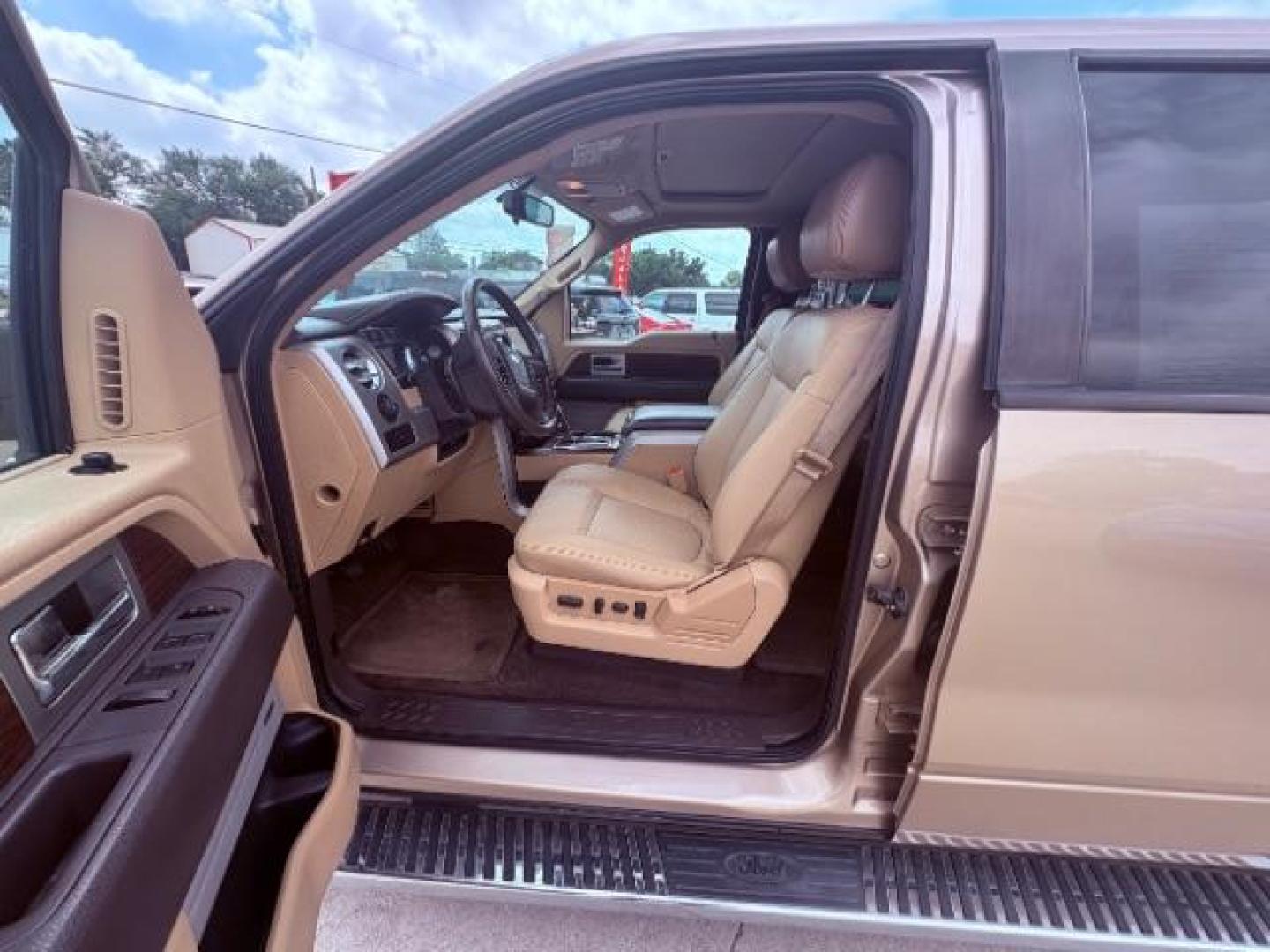 2013 Gold Ford F-150 Lariat SuperCrew 6.5 (1FTFW1CF7DK) with an 5.0L V8 engine, 6-Speed Automatic transmission, located at 900 South McDonald Street, McKinney, TX, 75069, (972) 529-2992, 33.189335, -96.613403 - Photo#11