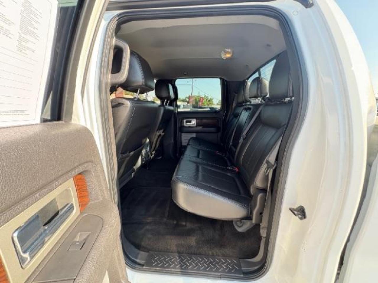 2012 White /Black Leather Ford F-150 Lariat (1FTFW1CF5CK) with an 5.0L engine, Automatic transmission, located at 900 South McDonald Street, McKinney, TX, 75069, (972) 529-2992, 33.189335, -96.613403 - Photo#12