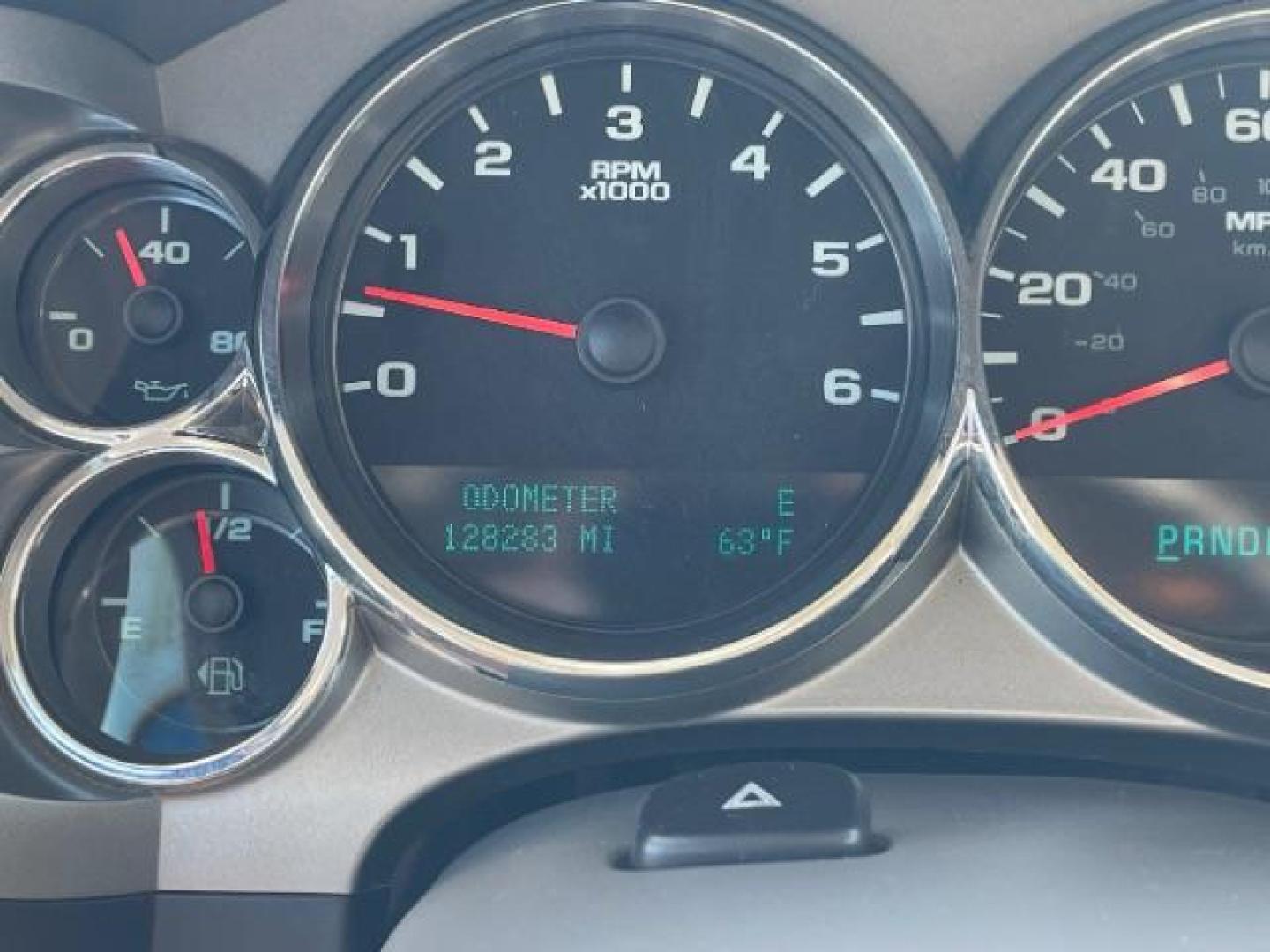 2012 Blue Granite Metallic /Light Titanium/Dark Titanium Chevrolet Silverado 1500 LT (3GCPCSE06CG) with an Vortec 4.8L V-8 variable valve control engine, Automatic transmission, located at 900 South McDonald Street, McKinney, TX, 75069, (972) 529-2992, 33.189335, -96.613403 - Photo#13