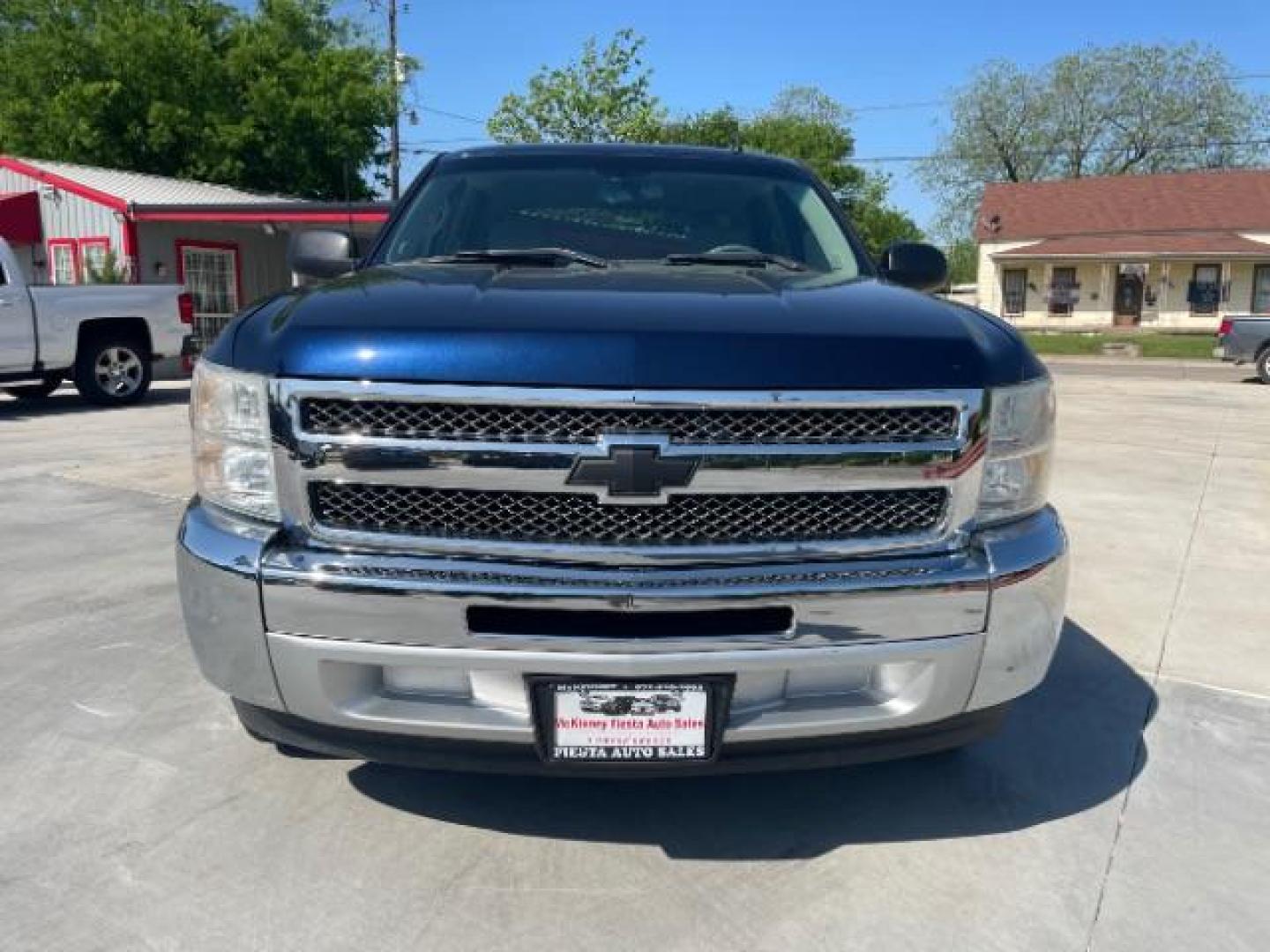 2012 Blue Granite Metallic /Light Titanium/Dark Titanium Chevrolet Silverado 1500 LT (3GCPCSE06CG) with an Vortec 4.8L V-8 variable valve control engine, Automatic transmission, located at 900 South McDonald Street, McKinney, TX, 75069, (972) 529-2992, 33.189335, -96.613403 - Photo#3