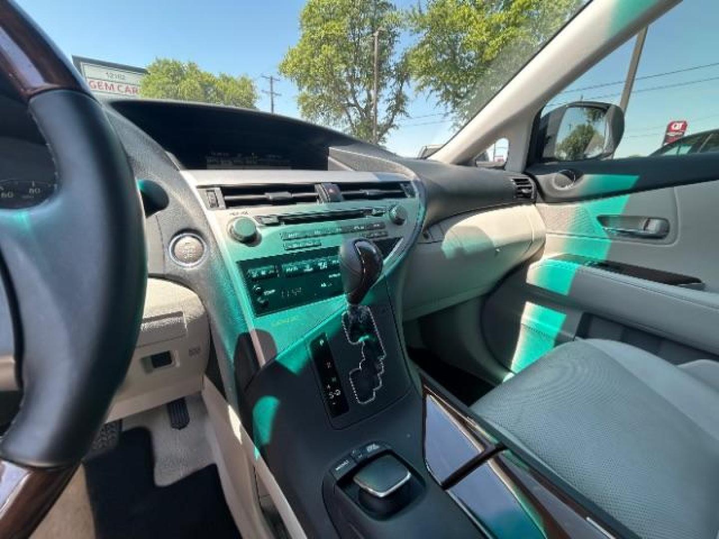 2011 Black /Gray leather Lexus RX 350 RX 350 (2T2ZK1BA6BC) with an 3.5L V6 engine, Automatic transmission, located at 900 South McDonald Street, McKinney, TX, 75069, (972) 529-2992, 33.189335, -96.613403 - Photo#16