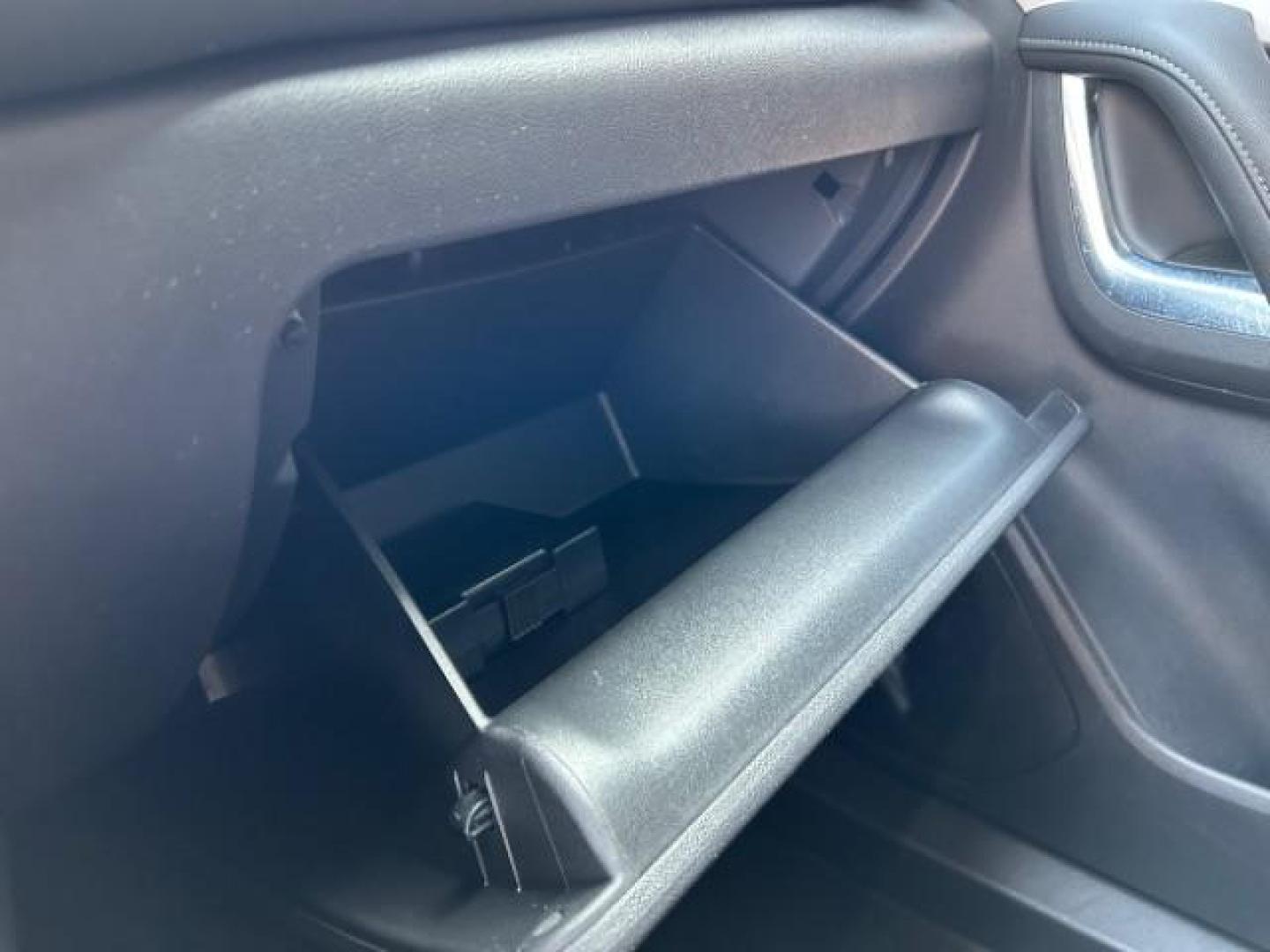 2022 Blue Glow Metallic /Jet Black Chevrolet Blazer FWD 2LT (3GNKBCR47NS) with an 2L I-4 gasoline direct injection engine, located at 900 South McDonald Street, McKinney, TX, 75069, (972) 529-2992, 33.189335, -96.613403 - Photo#16