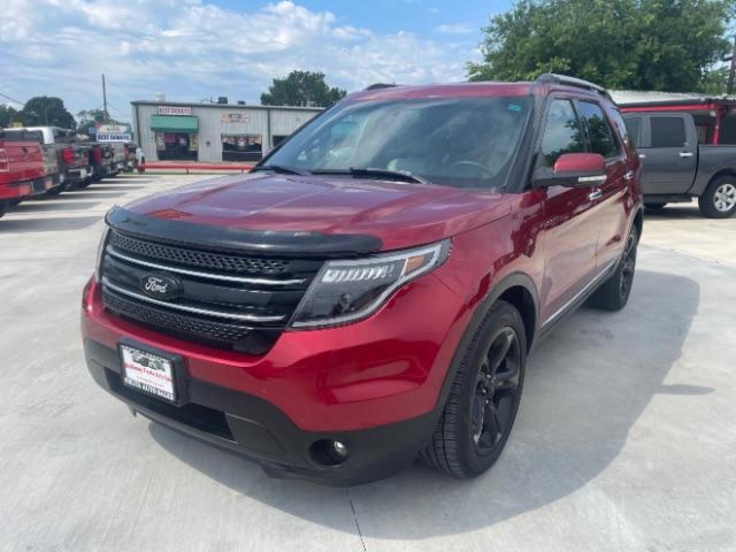 2015 Ruby Red Metallic Ti /Medium Light Stone, Ford Explorer Limited 4WD (1FM5K8F85FG) with an 3.5L V6 DOHC 24V engine, 6-Speed Automatic transmission, located at 900 South McDonald Street, McKinney, TX, 75069, (972) 529-2992, 33.189335, -96.613403 - Photo#4