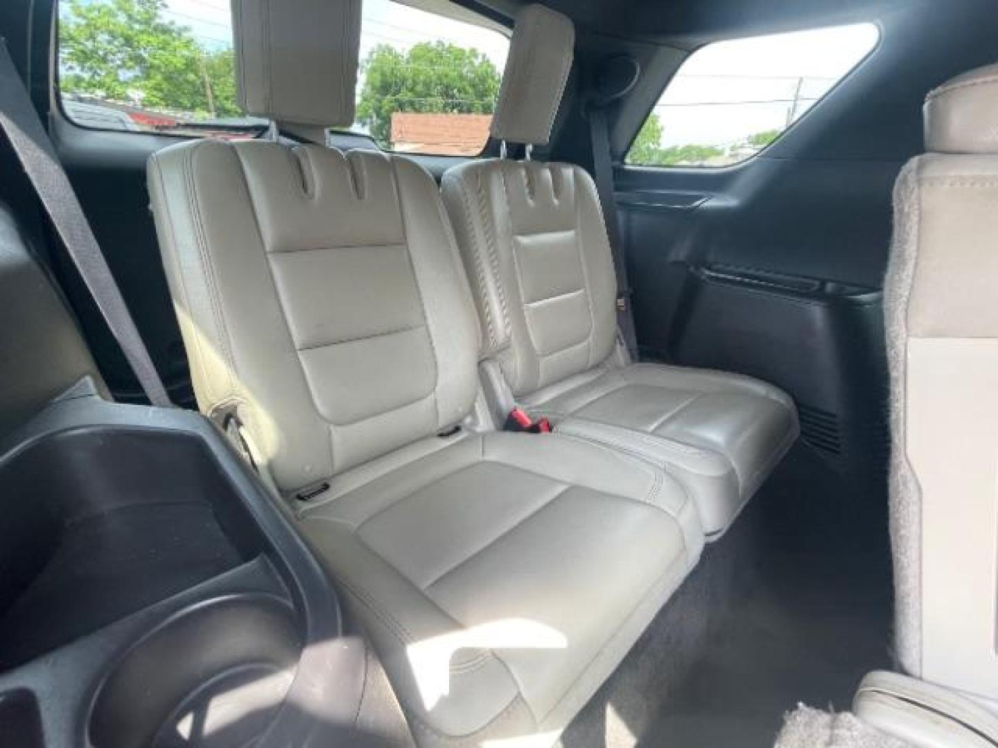 2015 Ruby Red Metallic Ti /Medium Light Stone, Ford Explorer Limited 4WD (1FM5K8F85FG) with an 3.5L V6 DOHC 24V engine, 6-Speed Automatic transmission, located at 900 South McDonald Street, McKinney, TX, 75069, (972) 529-2992, 33.189335, -96.613403 - Photo#8