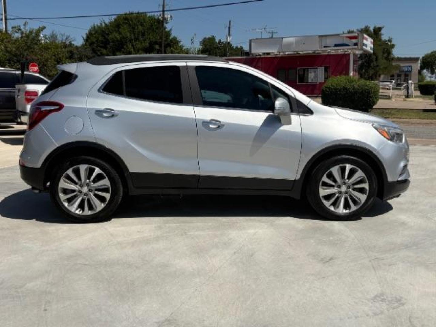 2017 Quicksilver Metallic /Ebony Buick Encore Preferred (KL4CJASB9HB) with an Ecotec 1.4L I-4 DOHC engine, Automatic transmission, located at 900 South McDonald Street, McKinney, TX, 75069, (972) 529-2992, 33.189335, -96.613403 - Photo#9