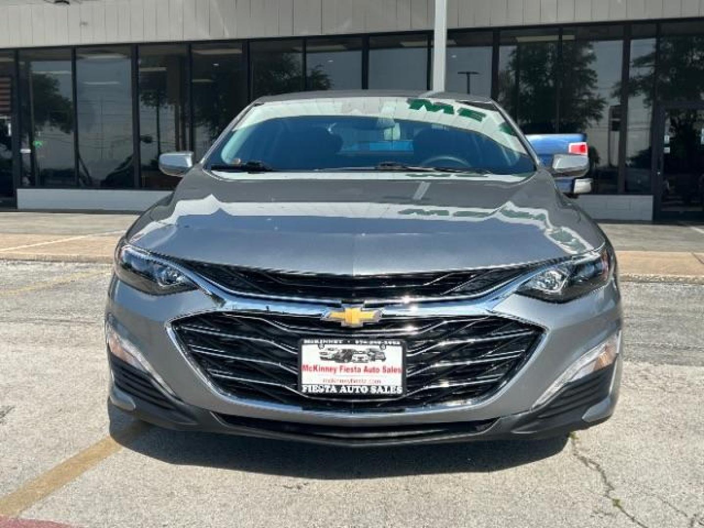 2024 Sterling Gray Metallic /Jet Black Chevrolet Malibu FWD 1LT (1G1ZD5ST4RF) with an ECOTEC 1.5L I-4 gasoline direct injection engine, Automatic transmission, located at 900 South McDonald Street, McKinney, TX, 75069, (972) 529-2992, 33.189335, -96.613403 - Photo#1