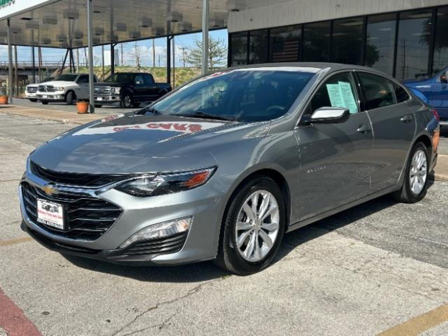 2024 Sterling Gray Metallic /Jet Black Chevrolet Malibu FWD 1LT (1G1ZD5ST4RF) with an ECOTEC 1.5L I-4 gasoline direct injection engine, Automatic transmission, located at 900 South McDonald Street, McKinney, TX, 75069, (972) 529-2992, 33.189335, -96.613403 - Photo#2