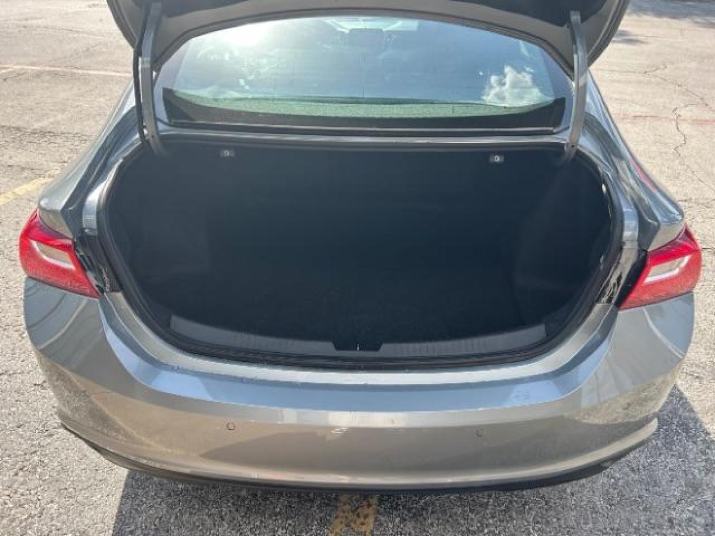 2024 Sterling Gray Metallic /Jet Black Chevrolet Malibu FWD 1LT (1G1ZD5ST4RF) with an ECOTEC 1.5L I-4 gasoline direct injection engine, Automatic transmission, located at 900 South McDonald Street, McKinney, TX, 75069, (972) 529-2992, 33.189335, -96.613403 - Photo#6