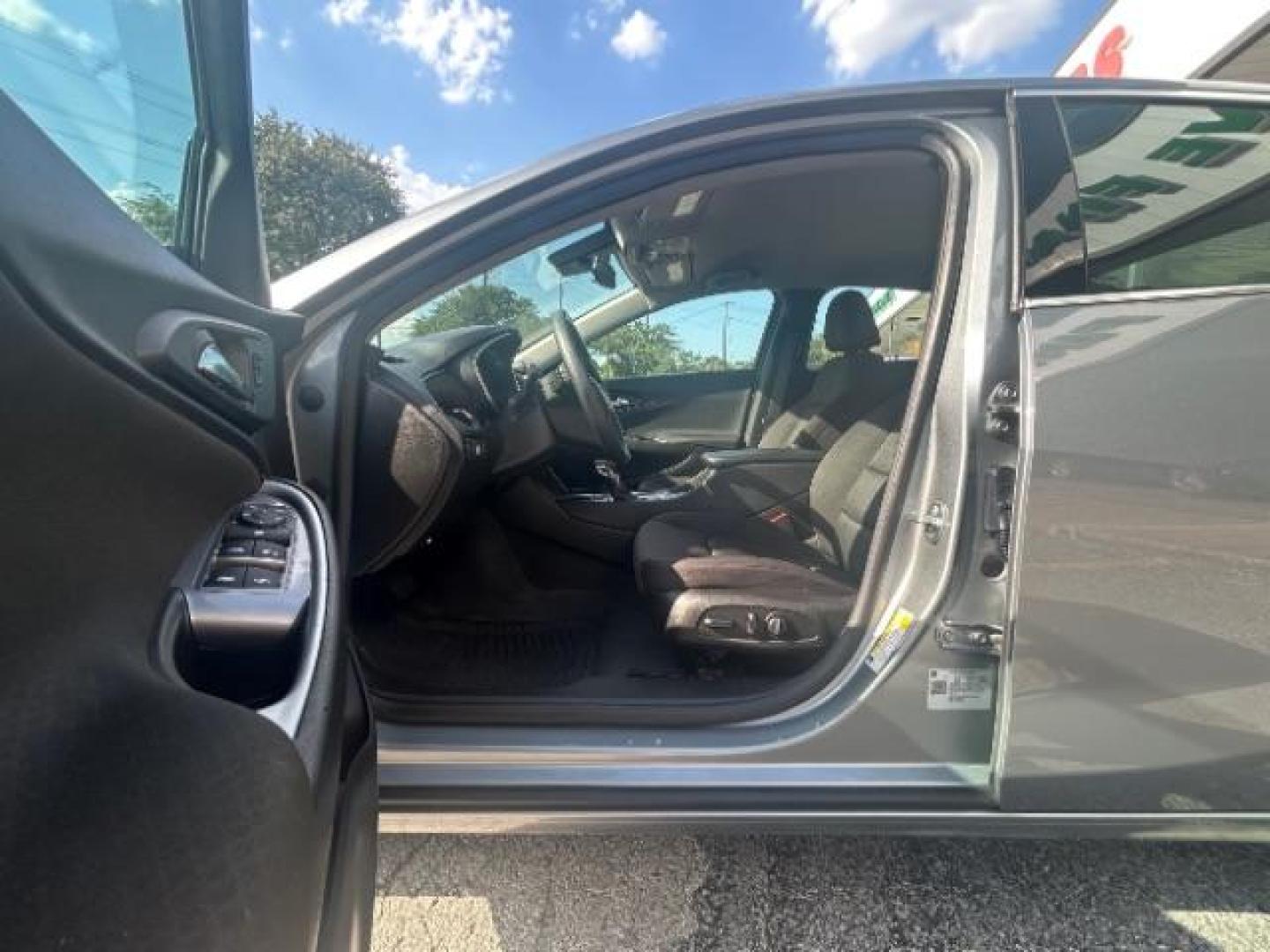2024 Sterling Gray Metallic /Jet Black Chevrolet Malibu FWD 1LT (1G1ZD5ST4RF) with an ECOTEC 1.5L I-4 gasoline direct injection engine, Automatic transmission, located at 900 South McDonald Street, McKinney, TX, 75069, (972) 529-2992, 33.189335, -96.613403 - Photo#13