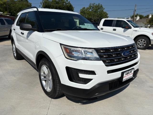 photo of 2017 Ford Explorer Base FWD
