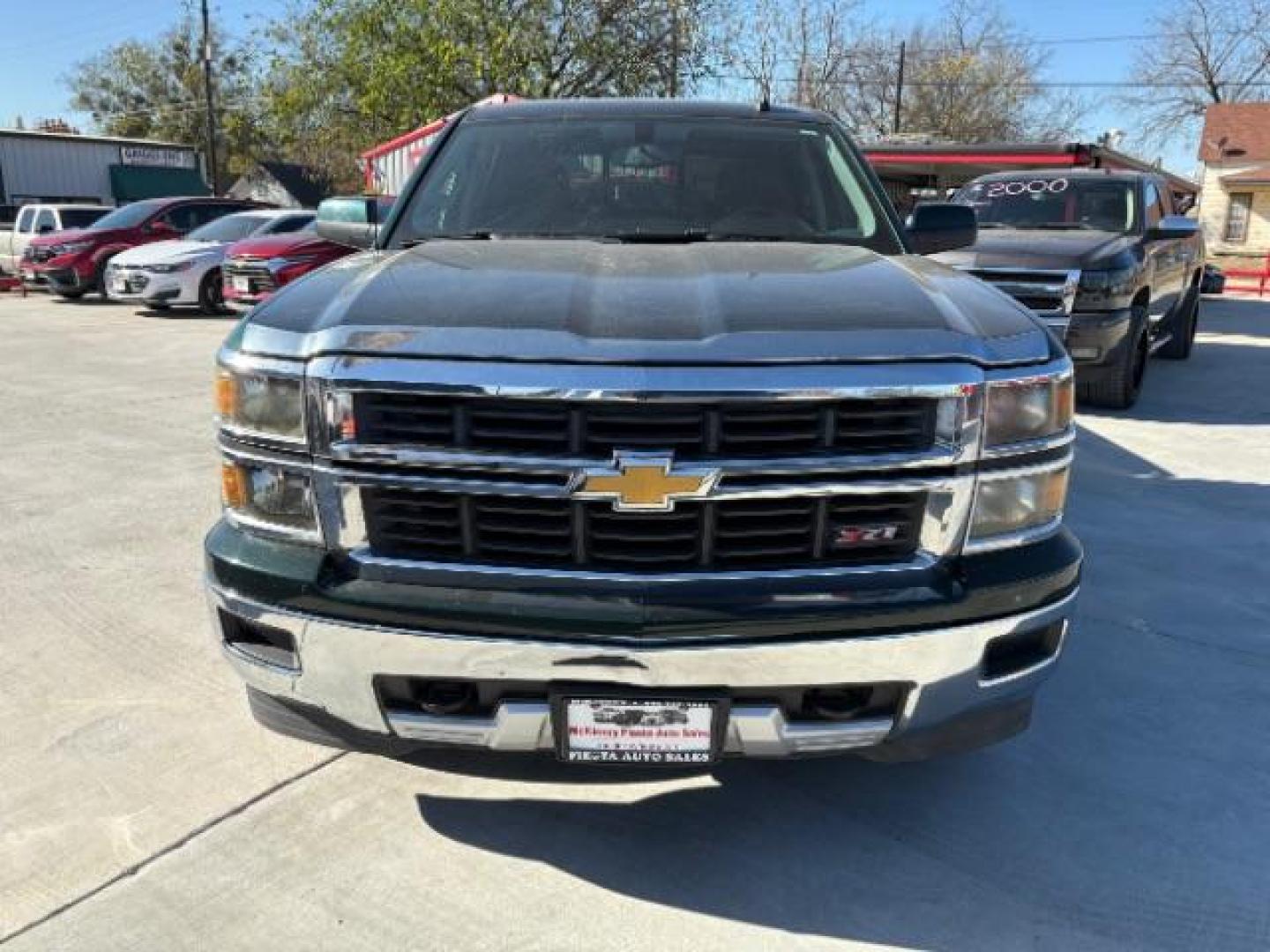 2015 Rainforest Green Met /Dark Ash Seats w/Jet Chevrolet Silverado 1500 LT Crew Cab 4WD (3GCUKREC3FG) with an 5.3L V8 OHV 16V engine, 6-Speed Automatic transmission, located at 900 South McDonald Street, McKinney, TX, 75069, (972) 529-2992, 33.189335, -96.613403 - Photo#3