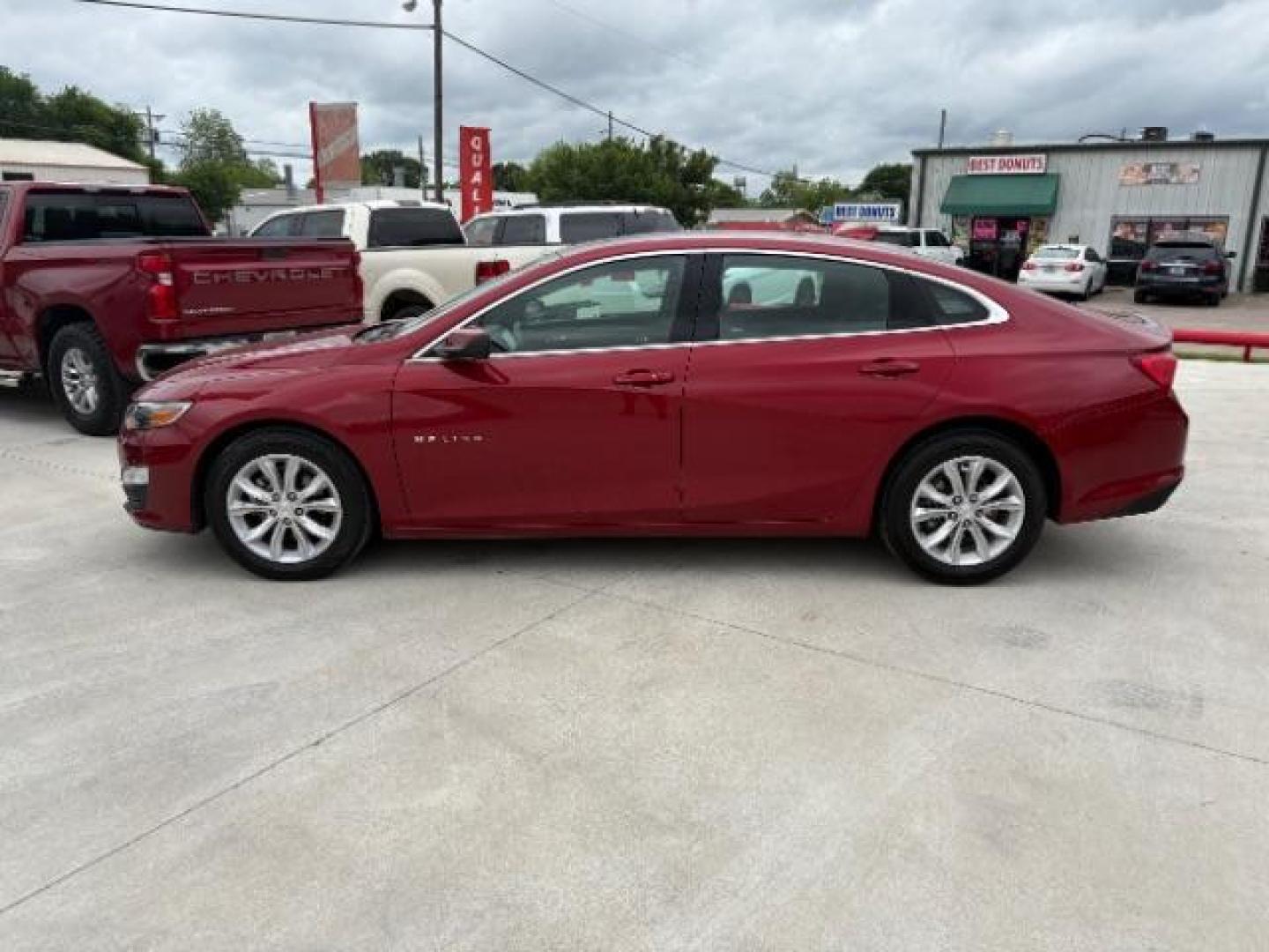 2024 Chevrolet Malibu 1LT's photo