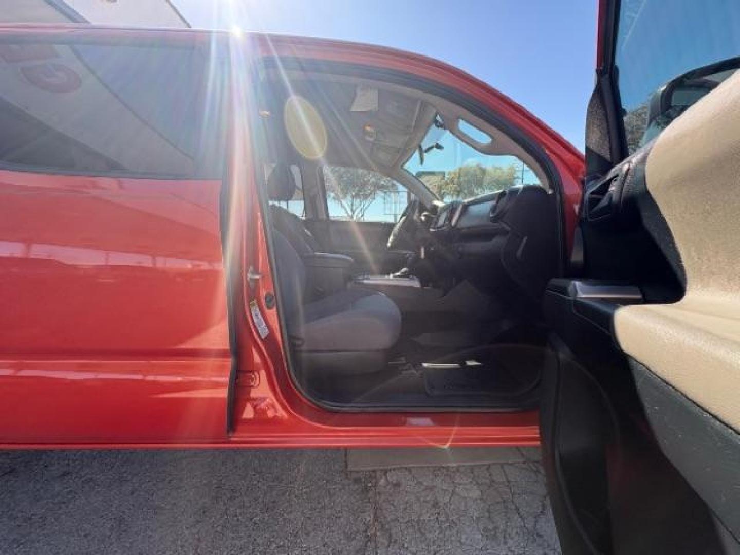 2016 Inferno /Cement Gray Toyota Tacoma SR5 V6 | TRD Sport | TRD Off Road (5TFAZ5CN9GX) with an 3.5L V-6 port/direct injection engine, Automatic transmission, located at 900 South McDonald Street, McKinney, TX, 75069, (972) 529-2992, 33.189335, -96.613403 - Photo#8