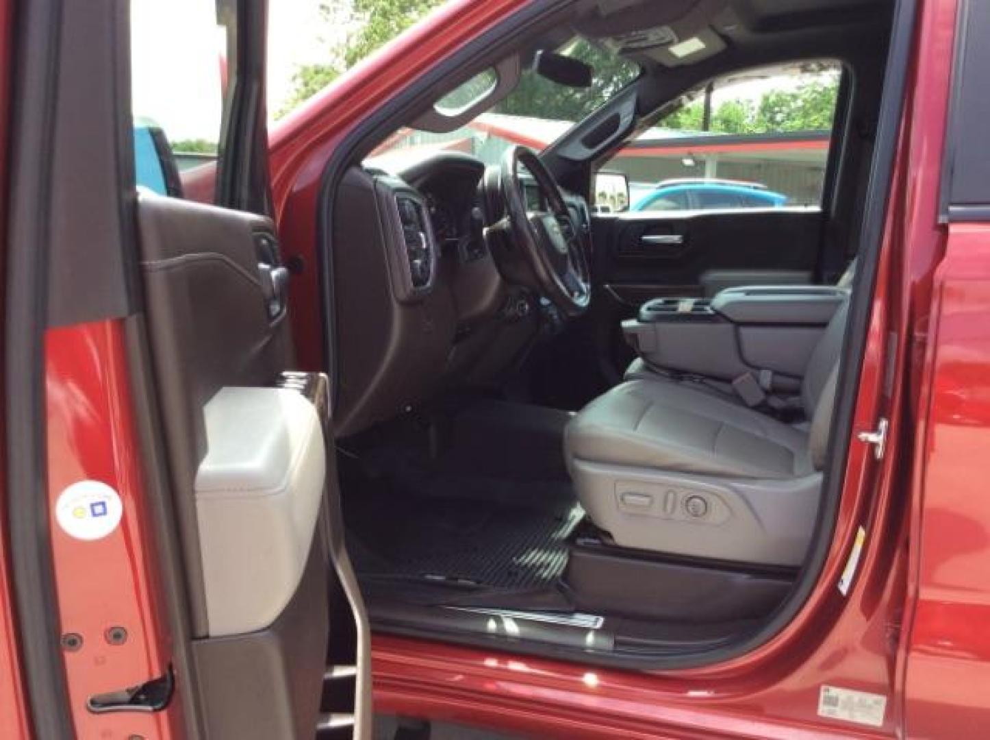 2019 Cajun Red Tintcoat /Gideon/Very Dark Atmosphere Chevrolet Silverado 1500 LT (1GCUYDED5KZ) with an EcoTec3 5.3L V-8 gasoline direct injection engine, located at 900 South McDonald Street, McKinney, TX, 75069, (972) 529-2992, 33.189335, -96.613403 - Photo#15