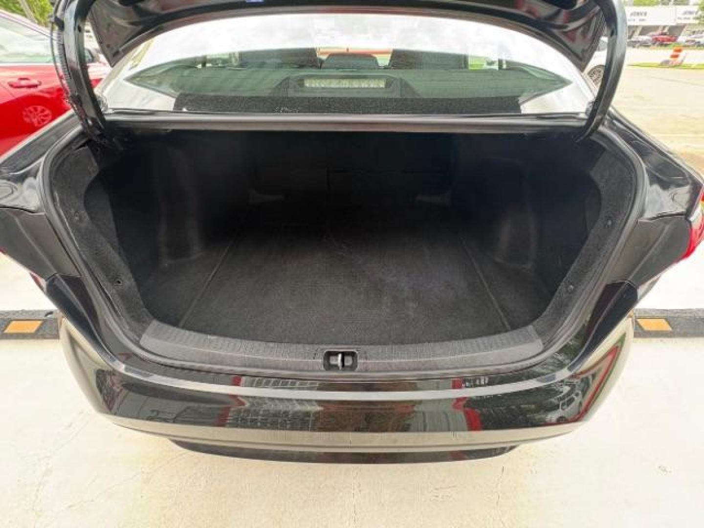 2022 Black Sand Pearl /Black Toyota Corolla LE (5YFEPMAE5NP) with an 1.8L I-4 DOHC engine, located at 900 South McDonald Street, McKinney, TX, 75069, (972) 529-2992, 33.189335, -96.613403 - Photo#16