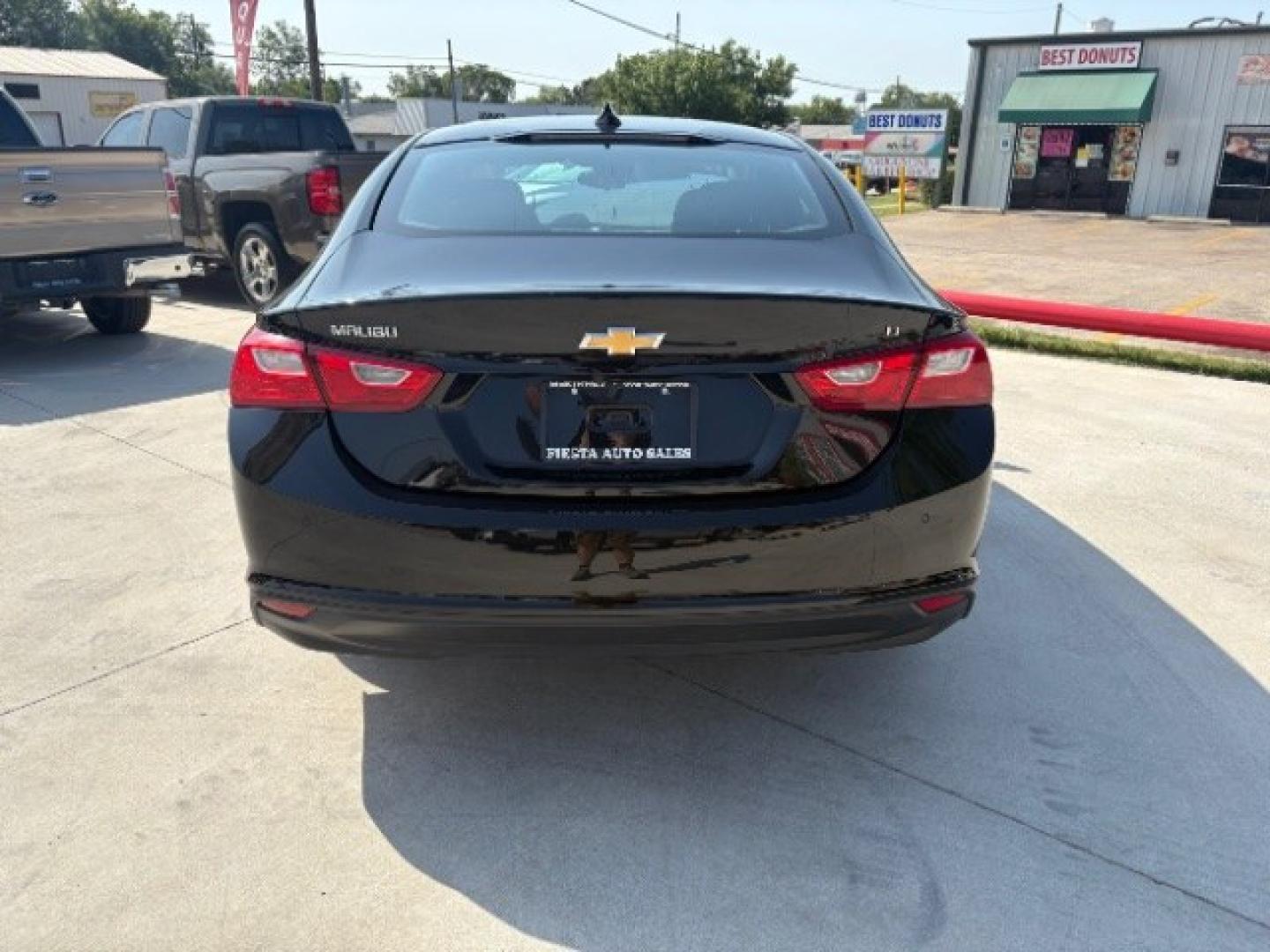 2024 Mosaic Black Metallic /Jet Black Chevrolet Malibu FWD 1LT (1G1ZD5ST4RF) with an ECOTEC 1.5L I-4 direct injection engine, located at 900 South McDonald Street, McKinney, TX, 75069, (972) 529-2992, 33.189335, -96.613403- Photo#5