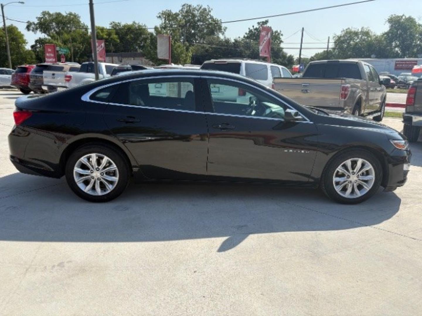 2024 Mosaic Black Metallic /Jet Black Chevrolet Malibu FWD 1LT (1G1ZD5ST4RF) with an ECOTEC 1.5L I-4 direct injection engine, located at 900 South McDonald Street, McKinney, TX, 75069, (972) 529-2992, 33.189335, -96.613403- Photo#7