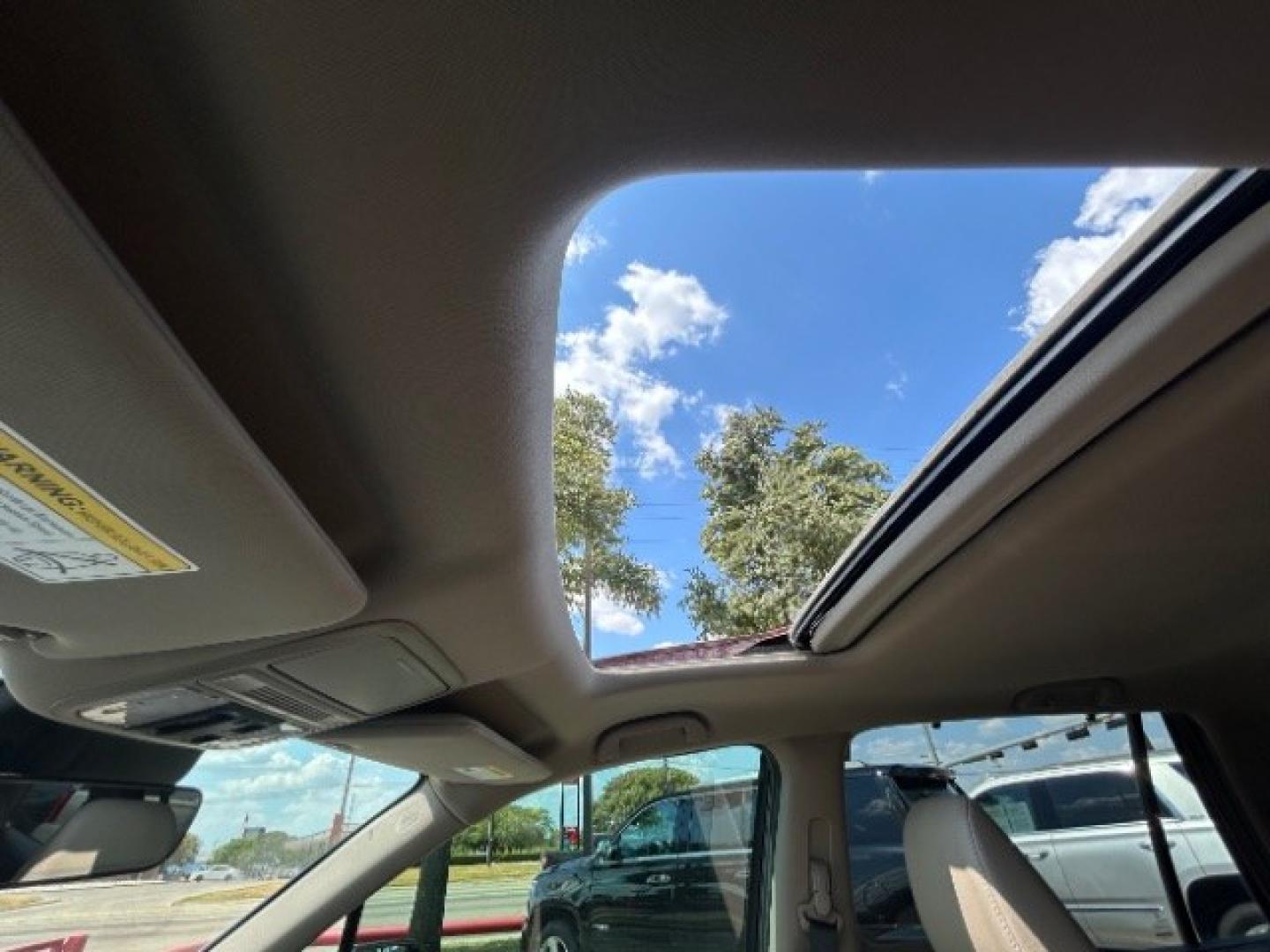 2019 Burgundy /Beige Honda Pilot EX-L (5FNYF5H57KB) with an 3.5L V-6 direct injection engine, Automatic transmission, located at 900 South McDonald Street, McKinney, TX, 75069, (972) 529-2992, 33.189335, -96.613403- Photo#18